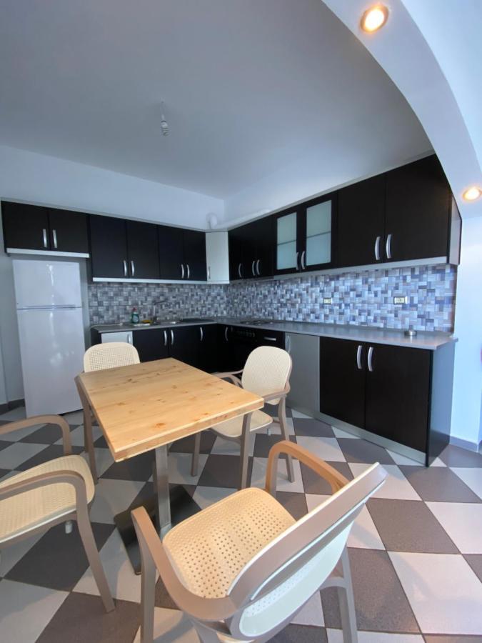 Henardi Apartments Ksamil Exterior photo